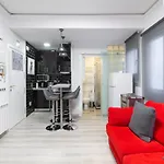 Argüelles Apartment by Rentalis
